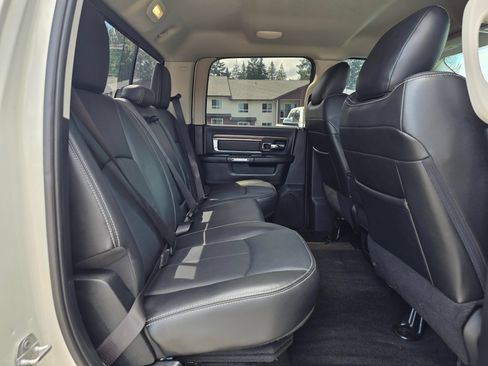 Used 2018 RAM 2500 Laramie w/ Sport Appearance Group AWD/4WD image 26