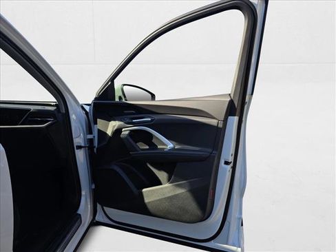 New 2025 Audi Q5 Premium Plus image 11