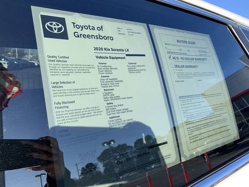 Used 2020 Kia Sorento LX image 35