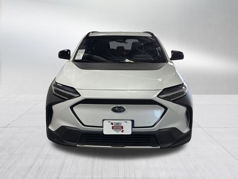 Used 2024 Subaru Solterra Premium w/ Premium Package image 2