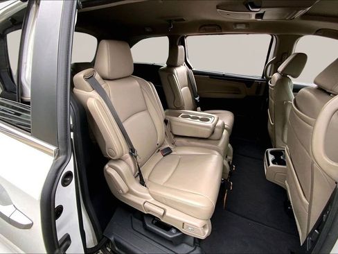 Used 2021 Honda Odyssey Touring image 17