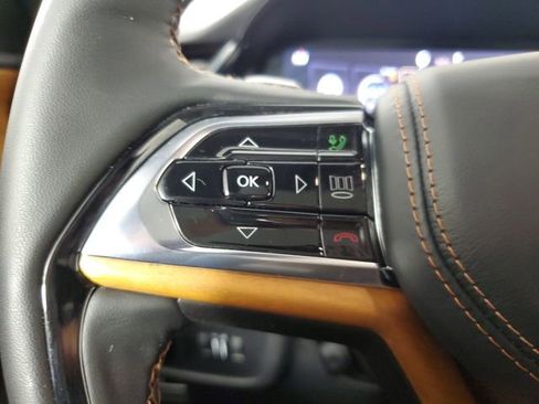 Used 2023 Jeep Grand Cherokee L Summit AWD/4WD image 26