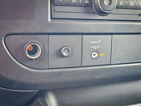 Used 2024 Chevrolet Express 2500 w/ Driver Convenience Package image 20