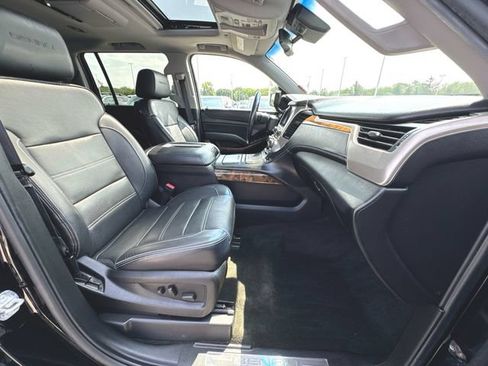 Used 2016 GMC Yukon XL Denali w/ Open Road Package AWD/4WD image 29