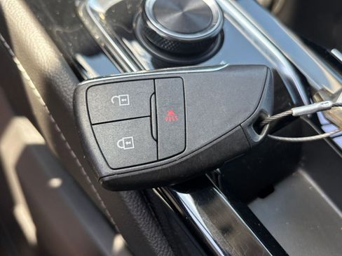 Used 2024 Buick Envision Preferred AWD/4WD image 22