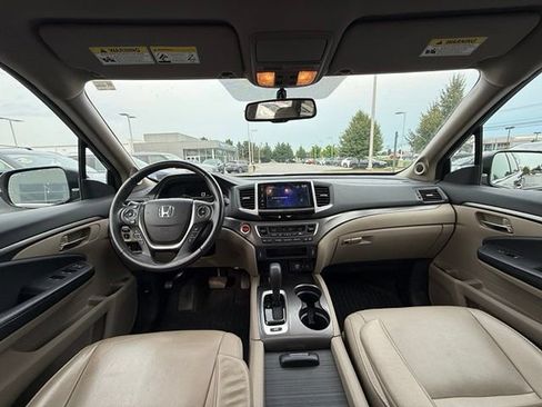 Used 2017 Honda Pilot EX-L image 2