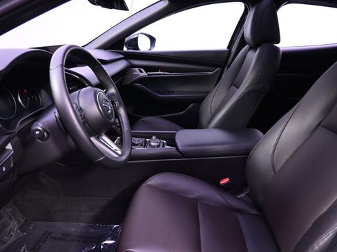 Certified 2025 MAZDA MAZDA3 Hatchback w/Premium Plus Pkg image 13