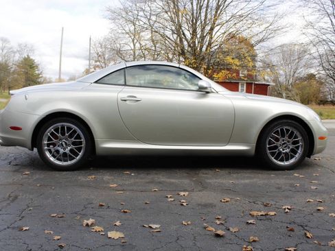 Used 2002 Lexus SC 430 Convertible image 11