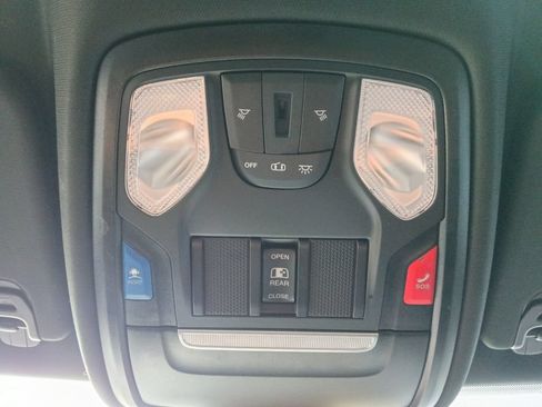 Used 2024 RAM 1500 Lone Star AWD/4WD image 7