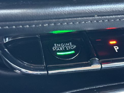 Certified 2022 Lincoln Nautilus FWD w/ Premium Package image 22