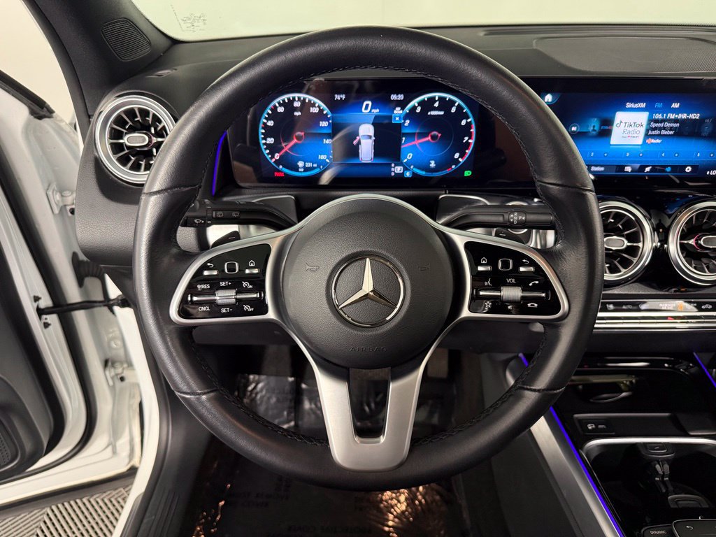Certified 2023 Mercedes-Benz GLB 250 4MATIC w/ Premium Package image 18