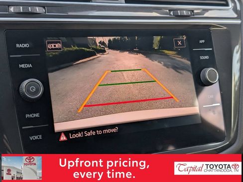Used 2024 Volkswagen Tiguan SE AWD/4WD image 22