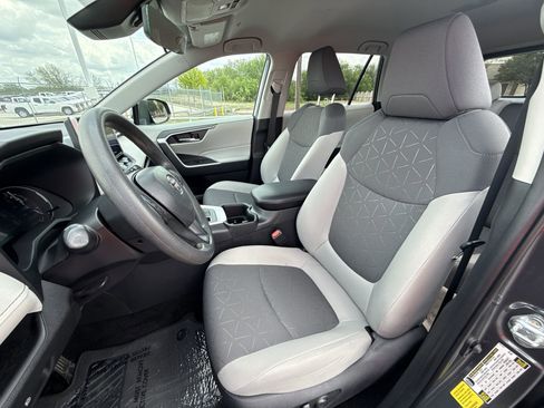 Certified 2025 Toyota RAV4 XLE FWD image 13