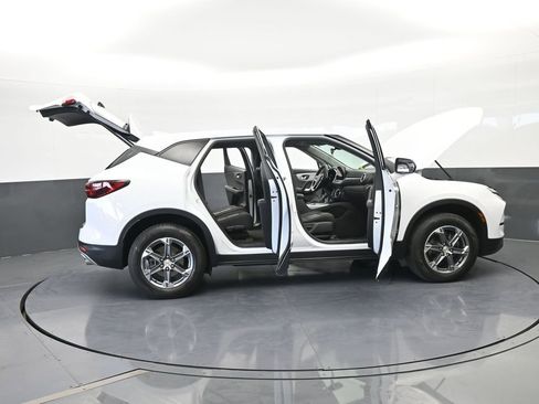 Used 2024 Chevrolet Blazer LT image 69