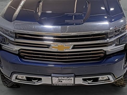 Used 2022 Chevrolet Silverado 1500 High Country w/ Z71 Off-Road Package image 16