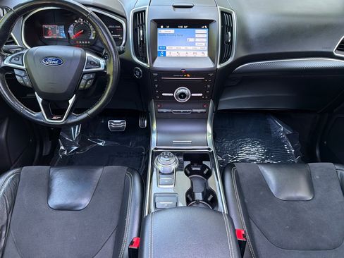 Used 2019 Ford Edge ST w/ Canadian Touring Package AWD/4WD image 13