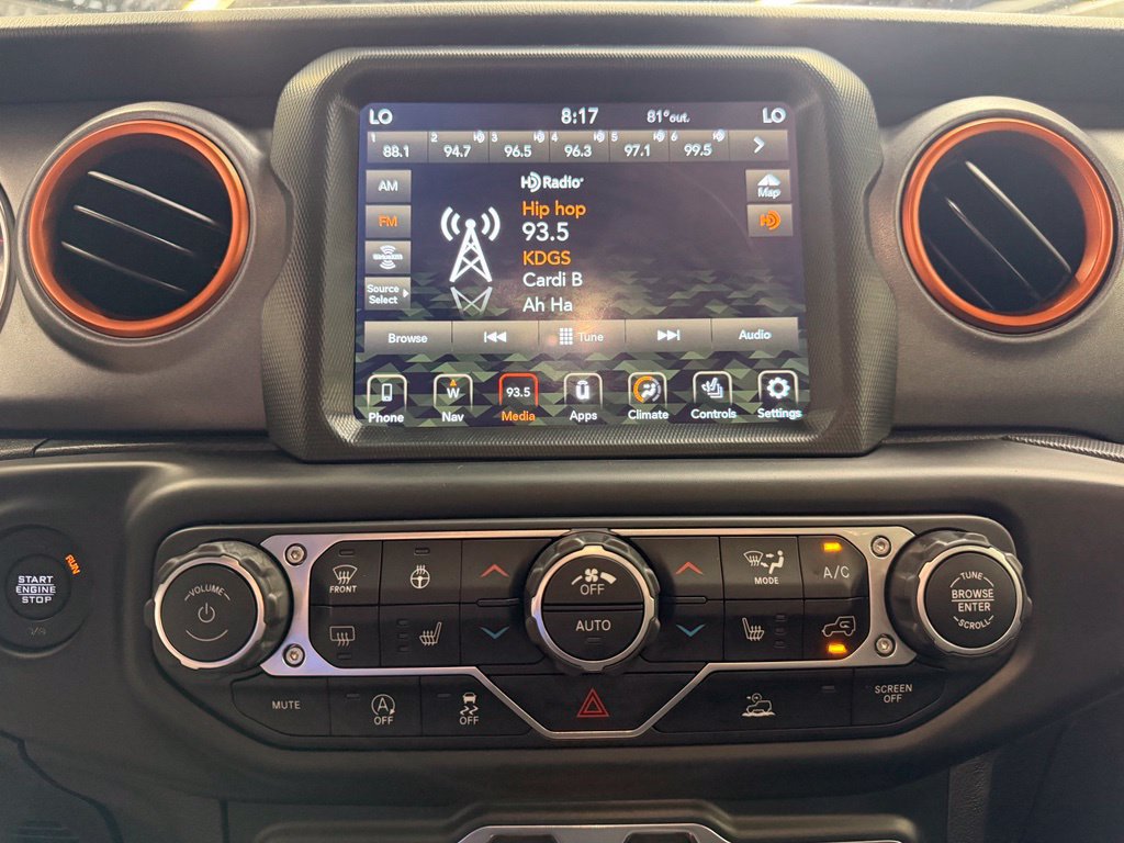Used 2020 Jeep Gladiator Mojave AWD/4WD image 29