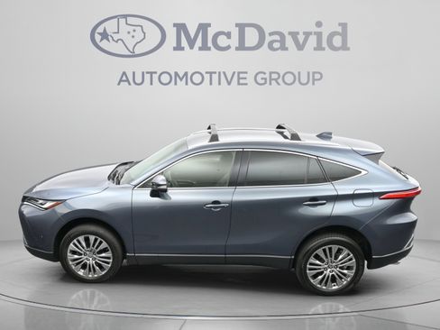 Used 2022 Toyota Venza XLE AWD/4WD image 35