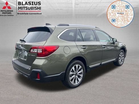 Used 2019 Subaru Outback 2.5i Touring AWD/4WD image 7