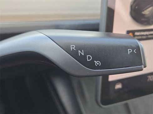 Used 2021 Tesla Model 3 Performance image 22