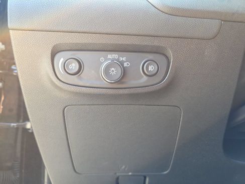 Certified 2023 Buick Encore GX Preferred w/ Cold Weather Comfort Package FWD image 28