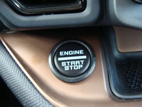 Used 2023 Ford Bronco Sport Outer Banks w/ Tech Package image 13