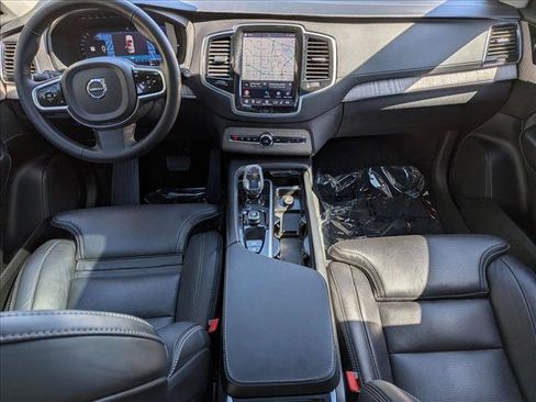 Certified 2024 Volvo XC90 T8 Ultimate w/ Protection Package Premier AWD/4WD image 18
