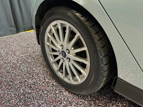 Used 2014 Ford Focus Electric Hatchback image 36