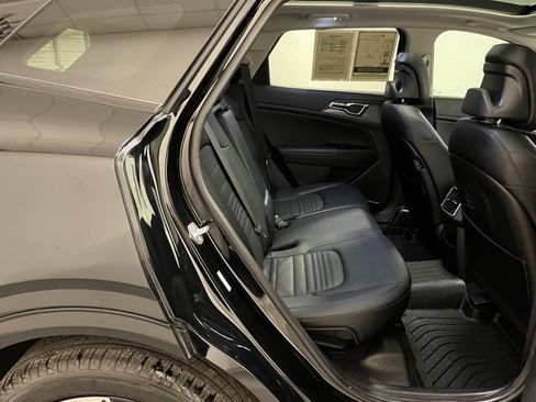 Used 2024 Kia Sportage SX image 6