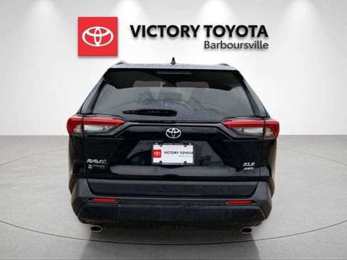 Used 2024 Toyota RAV4 XLE image 4