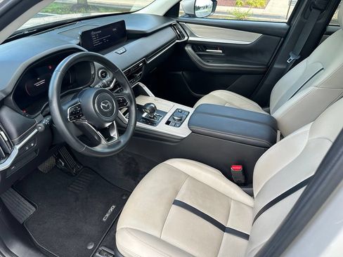 Certified 2024 MAZDA CX-90 Plug-In Hybrid w/ Preferred AWD/4WD image 9