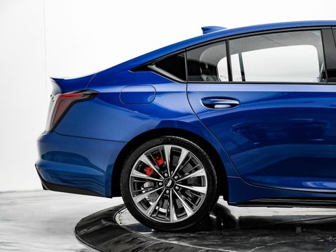 Used 2022 Cadillac CT5 V Blackwing image 17