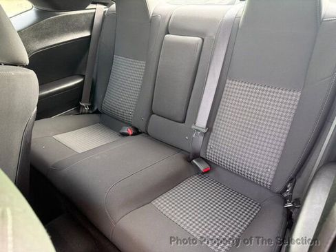 Used 2019 Dodge Challenger R/T w/ Driver Convenience Group image 34