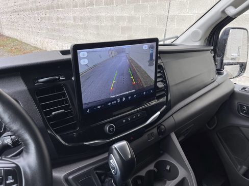 Used 2023 Ford Transit 350 XLT image 14