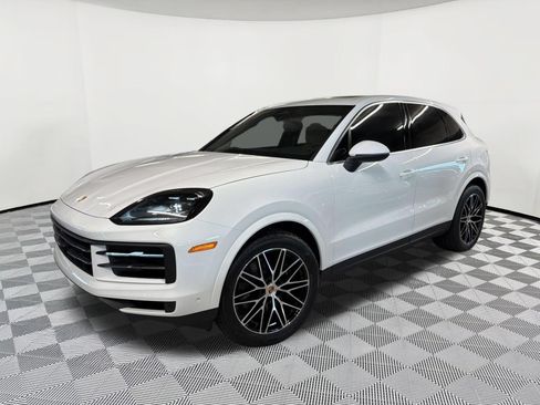 Used 2026 Porsche Cayenne AWD/4WD image 1
