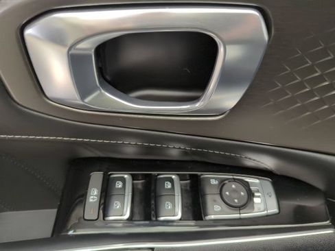 Used 2023 Kia Sorento SX FWD image 29