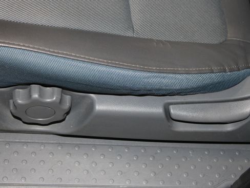 Used 2004 Honda Element EX image 9