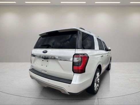 Used 2018 Ford Expedition Limited w/ Equipment Group 302A RWD image 11