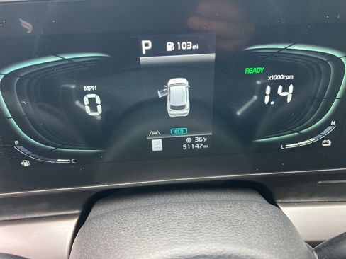 Certified 2023 Kia Sportage EX w/ EX Premium Package image 18