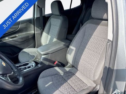 Used 2023 Chevrolet Equinox LT FWD image 11
