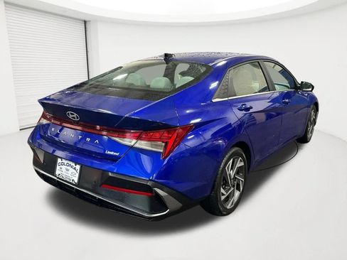 Certified 2024 Hyundai Elantra Limited FWD image 5