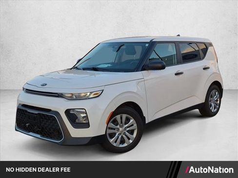 Used 2020 Kia Soul LX FWD image 1