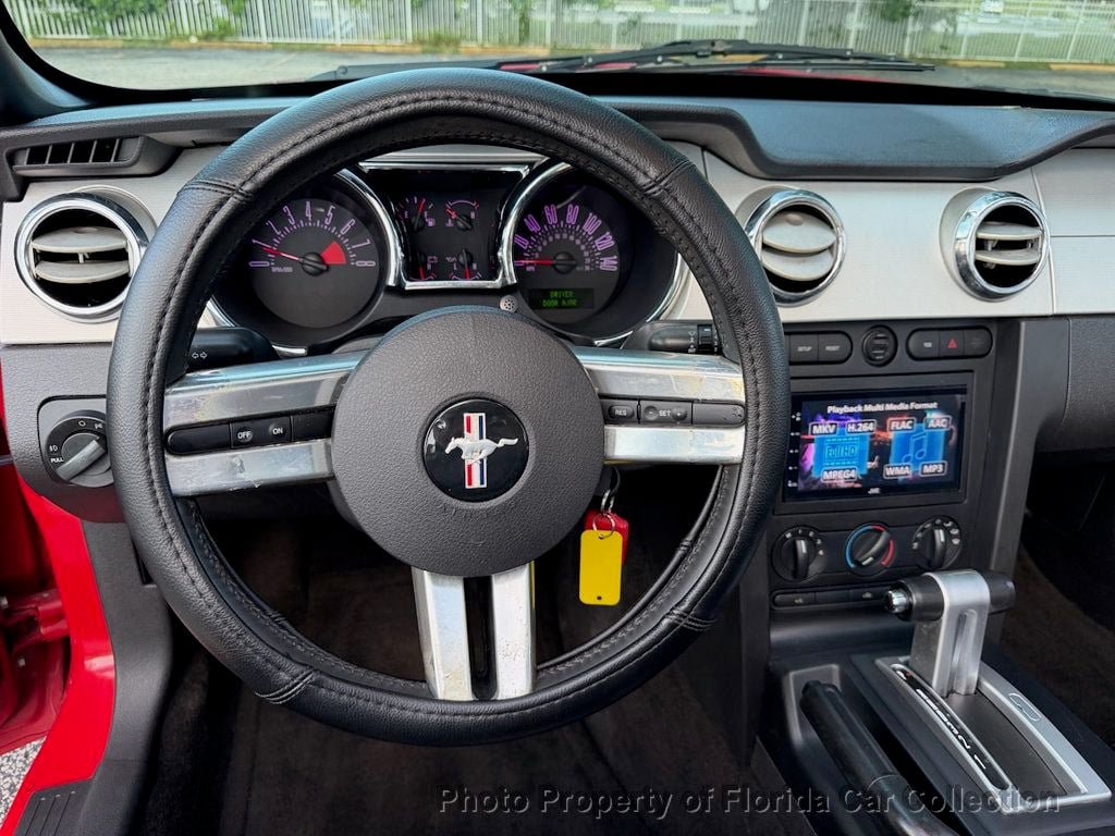 Used 2006 Ford Mustang GT Premium RWD image 39
