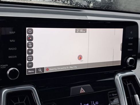 Used 2023 Kia Sorento SX AWD/4WD image 16