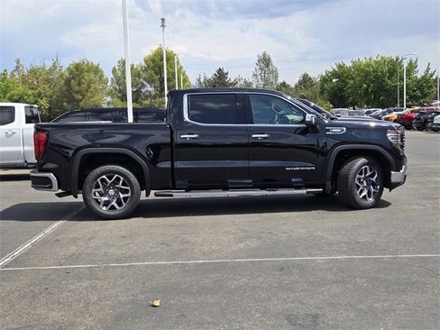 New 2026 GMC Sierra 1500 SLT w/ SLT Premium Package image 3