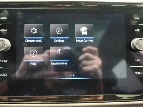 Used 2022 Volkswagen Atlas SEL R-Line AWD/4WD image 34