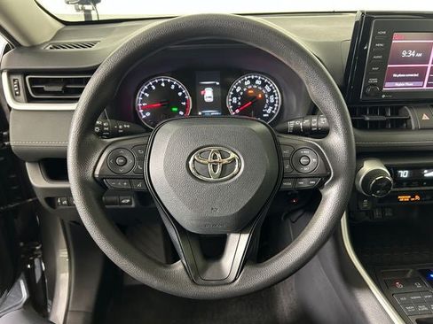 Used 2021 Toyota RAV4 XLE w/ Convenience Package AWD/4WD image 14