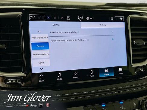 New 2026 Chrysler Pacifica Select image 33
