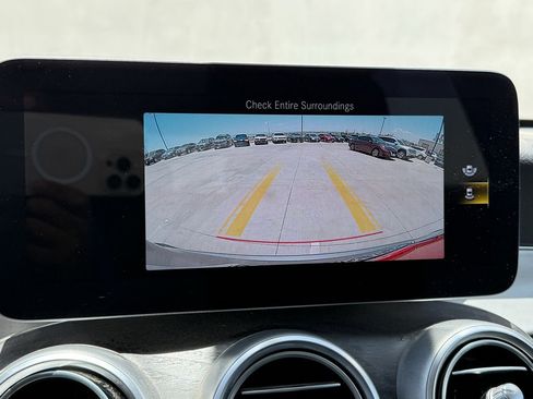 Used 2020 Mercedes-Benz GLC 300 4MATIC image 8