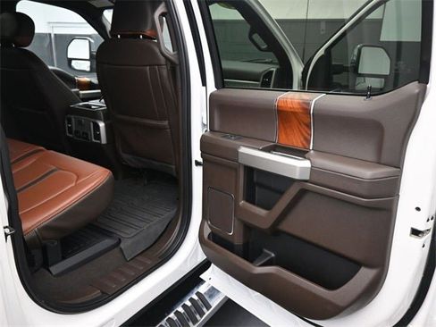 Used 2022 Ford F350 King Ranch w/ Chrome Package image 16